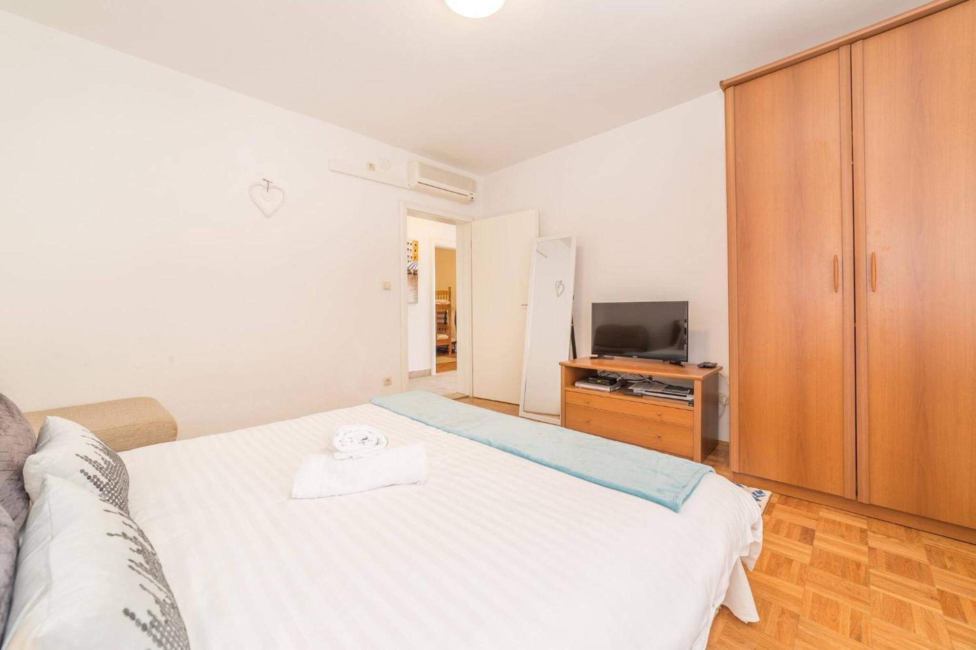 Nikol Apartamento Vodice Exterior foto
