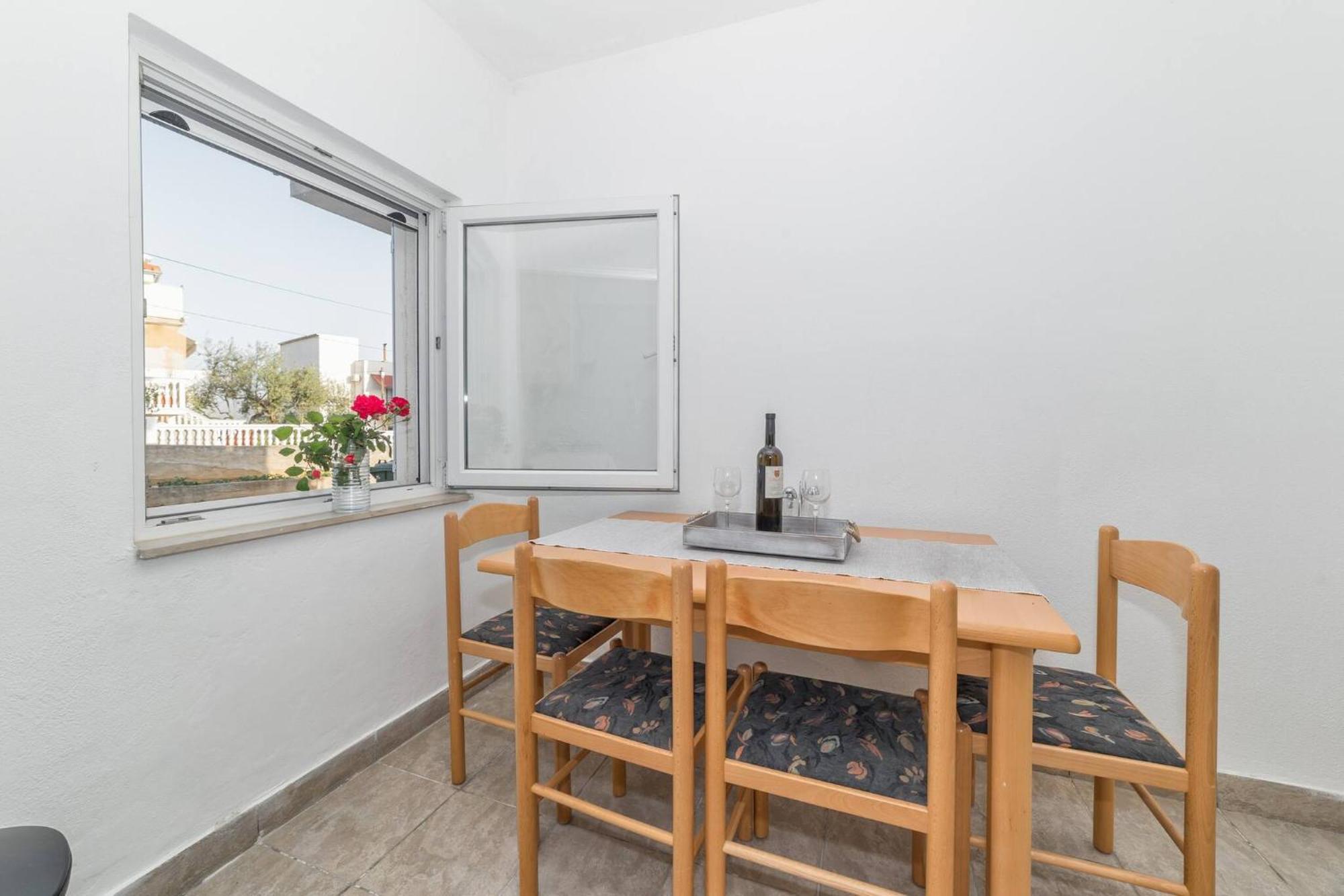 Nikol Apartamento Vodice Exterior foto