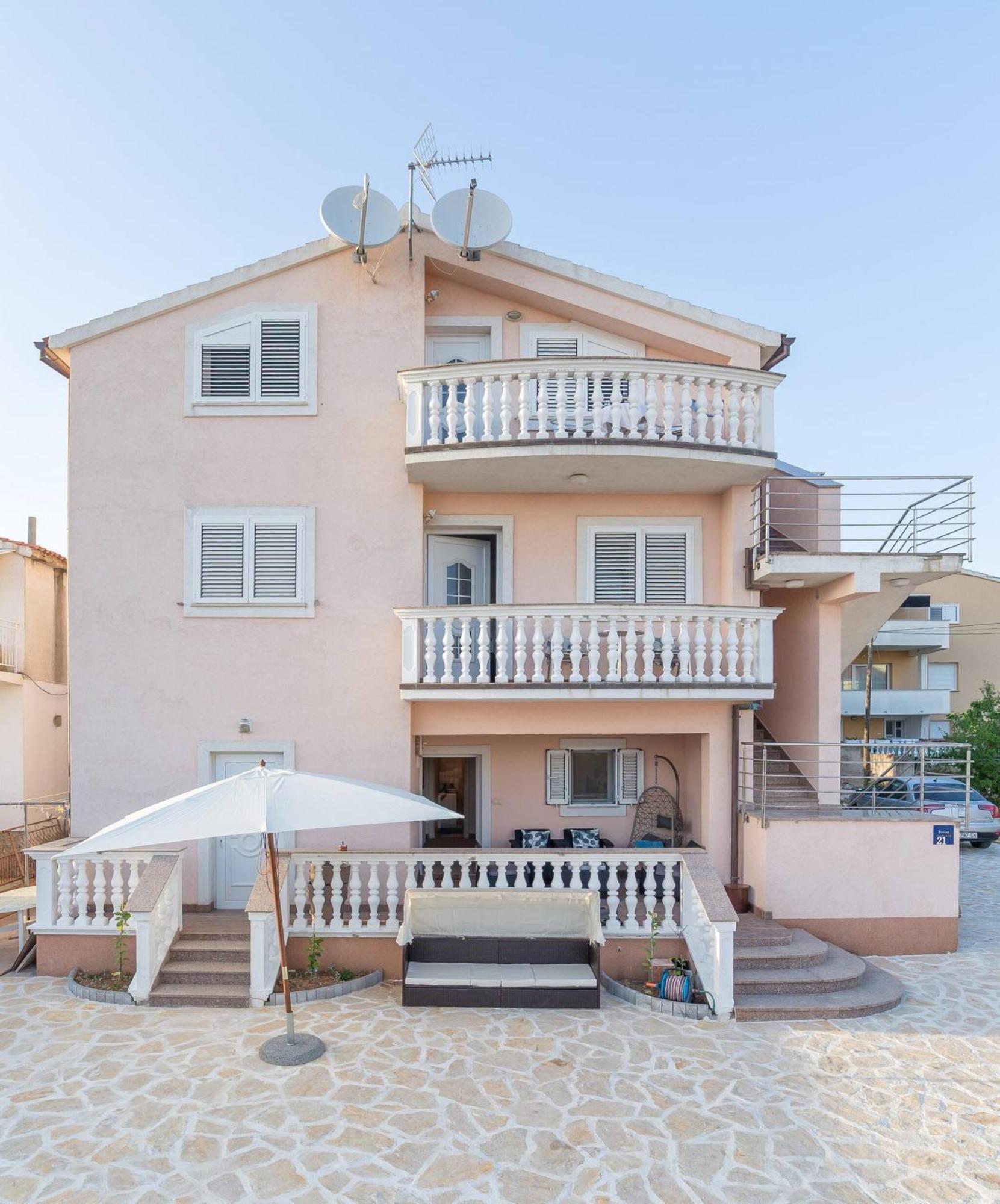 Nikol Apartamento Vodice Exterior foto