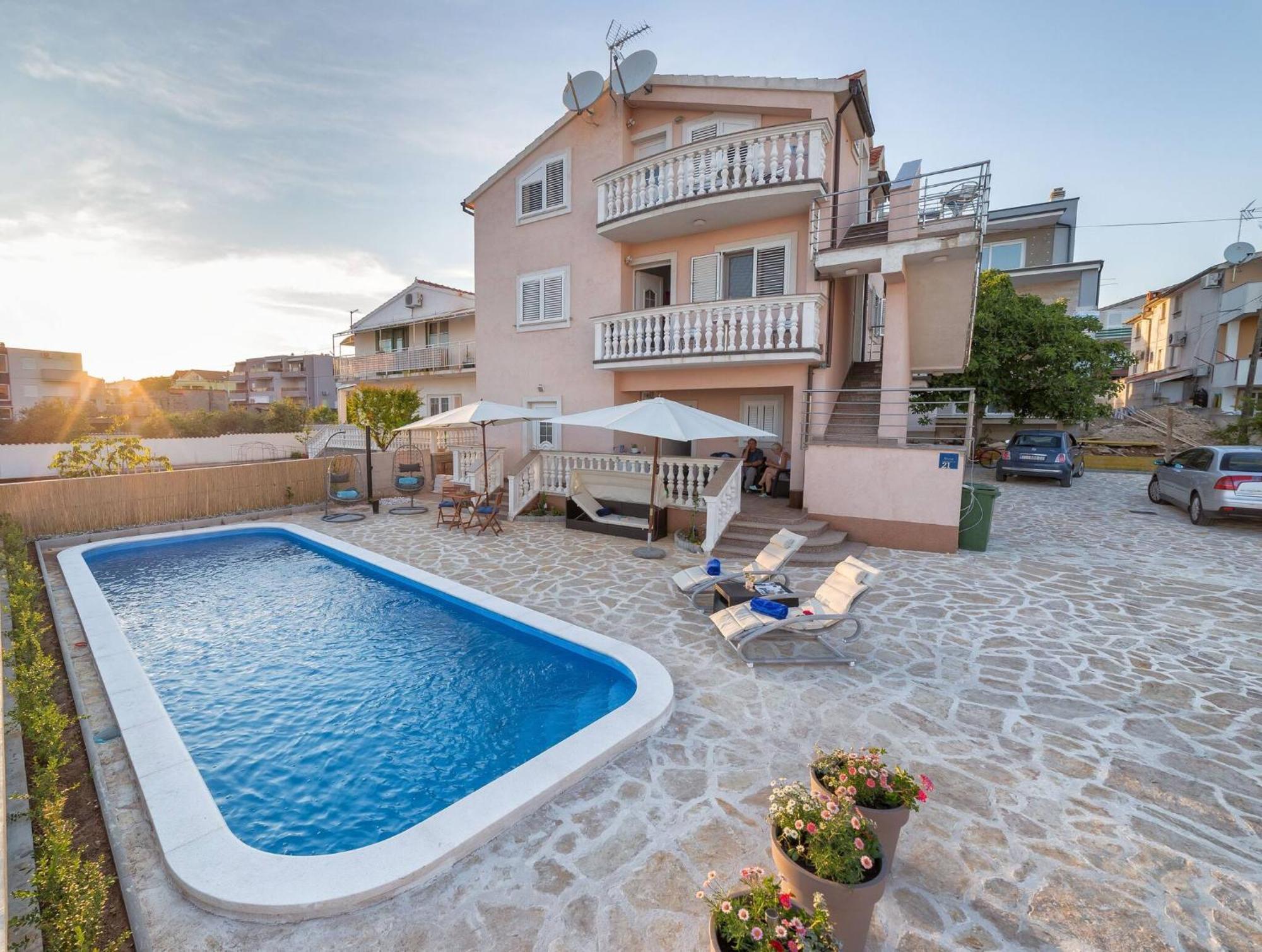 Nikol Apartamento Vodice Exterior foto